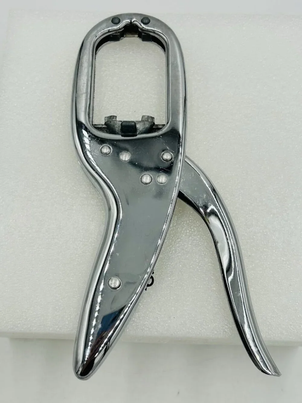 Vintage CRACKER JACK Nutcracker Made in England 1964 Chrome Ratcheting